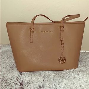 michael kors bags tan
